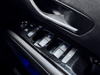 Hyundai TUCSONix35 TUCSON HEV ULTIMATE 230PS A/T 22