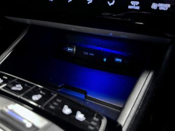 Hyundai TUCSONix35 TUCSON HEV ULTIMATE 230PS A/T 22