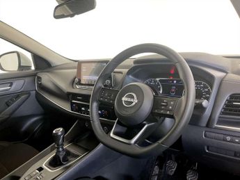 Nissan Qashqai 1.3 DIG-T MHEV Acenta Premium SUV 5dr Petrol Hybrid Manual Euro 