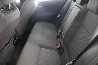 Toyota Corolla 1.8 VVT-h Icon Tech CVT Euro 6 (s/s) 5dr