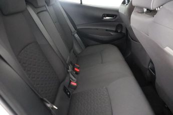 Toyota Corolla 1.8 VVT-h Icon Tech CVT Euro 6 (s/s) 5dr