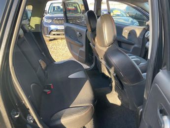 Nissan Note 1.6 16V Tekna Auto Euro 4 5dr
