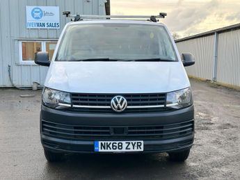 Volkswagen Transporter 2.0 TDI T32 Startline DSG FWD SWB Euro 6 (s/s) 5dr