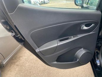 Renault Clio 1.2 TCe Dynamique S Nav EDC Euro 6 (s/s) 5dr