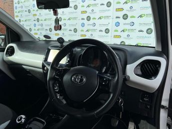 Toyota AYGO 1.0 VVT-i x-press x-shift Euro 6 5dr