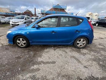 Hyundai i30 1.6 CRDi Classic Euro 4 5dr