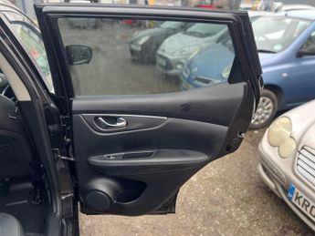 Nissan Qashqai 1.6 dCi Tekna XTRON Euro 6 (s/s) 5dr