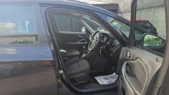 Vauxhall Zafira Tourer 1.4T 16V Exclusiv Euro 5 5dr