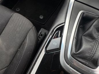 Ford Edge 2.0 TDCi Sport Powershift AWD Euro 6 (s/s) 5dr