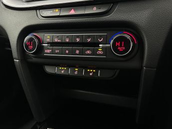 Kia XCeed 1.6 GDi 8.9kWh 3 DCT Euro 6 (s/s) 5dr