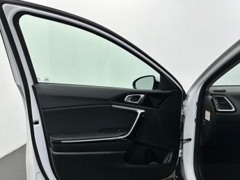 Kia XCeed 1.6 GDi 8.9kWh 3 DCT Euro 6 (s/s) 5dr