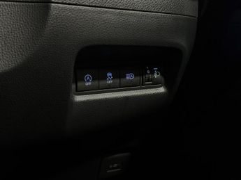 Toyota Aygo X 1.0 VVT-i Edge x-shift Euro 6 (s/s) 5dr