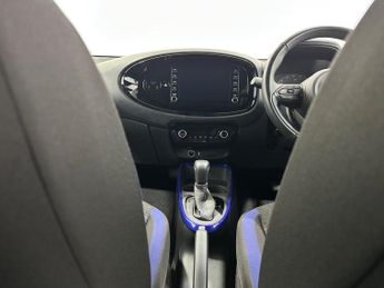 Toyota Aygo X 1.0 VVT-i Edge x-shift Euro 6 (s/s) 5dr