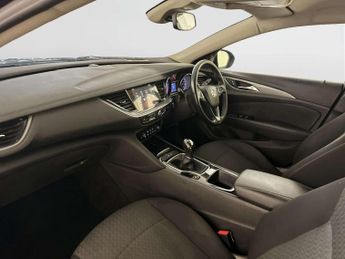 Vauxhall Insignia 1.5i Turbo Design Nav Grand Sport 5dr Petrol Manual Euro 6 (s/s)