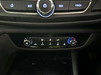 Vauxhall Insignia 1.5i Turbo Design Nav Grand Sport 5dr Petrol Manual Euro 6 (s/s)