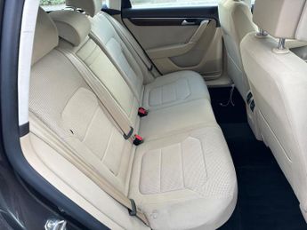 Volkswagen Passat 1.8 TSI SE DSG Euro 5 5dr