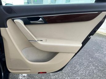 Volkswagen Passat 1.8 TSI SE DSG Euro 5 5dr