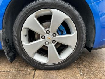 Chevrolet Cruze 1.8 LTZ Auto Euro 5 5dr