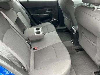 Chevrolet Cruze 1.8 LTZ Auto Euro 5 5dr