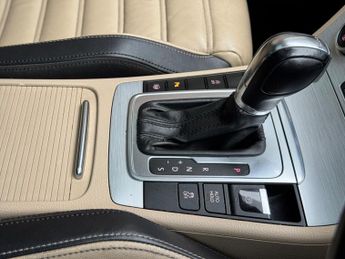 Volkswagen CC 2.0 TDI BlueMotion Tech DSG Euro 5 (s/s) 4dr