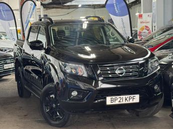 Nissan Navara 2.3 dCi N-Guard Pickup Double Cab 4dr Diesel Auto 4WD Euro 6 (19