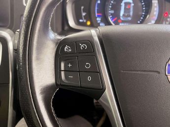 Volvo V60 2.0 D4 R-Design Nav Estate 5dr Diesel Auto Euro 6 (s/s) (190 ps)