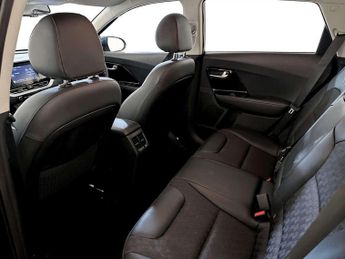 Kia Niro 1.6 GDi 8.9kWh 2 SUV 5dr Petrol Plug-in Hybrid DCT Euro 6 (s/s) 