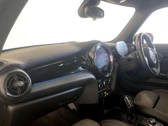 MINI Electric Hatch Cooper SE 32.6kWh Level 2 Hatchback 3dr Electric Auto (184 ps)