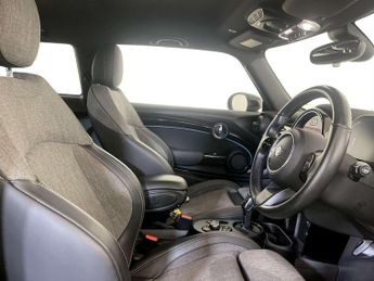 MINI Electric Hatch Cooper SE 32.6kWh Level 2 Hatchback 3dr Electric Auto (184 ps)