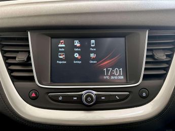 Vauxhall Grandland X 1.2 Turbo Design Line SUV 5dr Petrol Manual Euro 6 (s/s) (130 ps