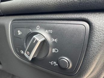 AUDI A6 SALOON 2.0 TDI Black Edition Saloon 4dr Diesel Multitronic Euro 5 (s/s)