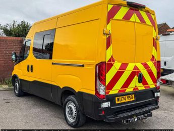 Iveco Daily 2.3D HPI 14V Business 35S 3520 Panel Van 5dr Diesel HiMatic MWB 