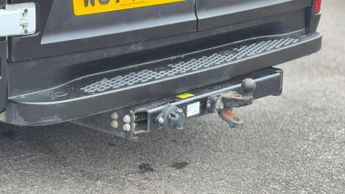 Iveco Daily 2.3D HPI 14V Business 35S 3520 Panel Van 5dr Diesel HiMatic MWB 