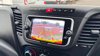 Iveco Daily 2.3D HPI 14V Business 35S 3520 Panel Van 5dr Diesel HiMatic MWB 