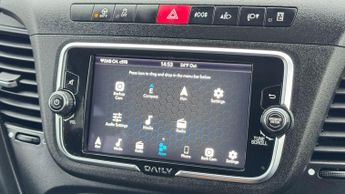 Iveco Daily 2.3D HPI 14V Business 35S 3520 Panel Van 5dr Diesel HiMatic MWB 