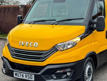 Iveco Daily 2.3D HPI 14V Business 35S 3520 Panel Van 5dr Diesel HiMatic MWB 
