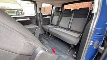 Toyota PROACE Verso 2.0D Shuttle Medium MPV MWB Euro 6 (s/s) 5dr (9 Seat)
