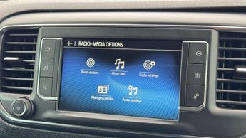 Toyota PROACE Verso 2.0D Shuttle Medium MPV MWB Euro 6 (s/s) 5dr (9 Seat)