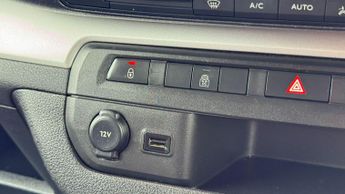 Toyota PROACE Verso 2.0D Shuttle Medium MPV MWB Euro 6 (s/s) 5dr (9 Seat)