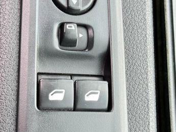 Toyota PROACE Verso 2.0D Shuttle Medium MPV MWB Euro 6 (s/s) 5dr (9 Seat)