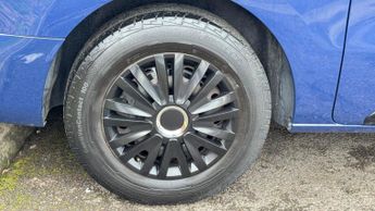 Toyota PROACE Verso 2.0D Shuttle Medium MPV MWB Euro 6 (s/s) 5dr (9 Seat)