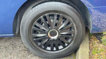 Toyota PROACE Verso 2.0D Shuttle Medium MPV MWB Euro 6 (s/s) 5dr (9 Seat)