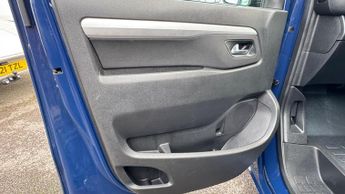 Toyota PROACE Verso 2.0D Shuttle Medium MPV MWB Euro 6 (s/s) 5dr (9 Seat)