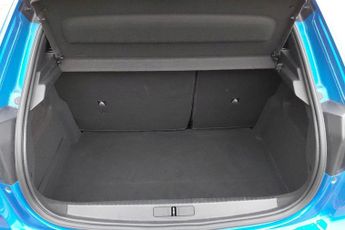 Peugeot E-208 50kWh GT Auto 5dr