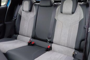 Peugeot E-208 50kWh GT Auto 5dr