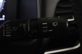 Nissan Qashqai 1.3 DIG-T MHEV N-Connecta XTRON Euro 6 (s/s) 5dr