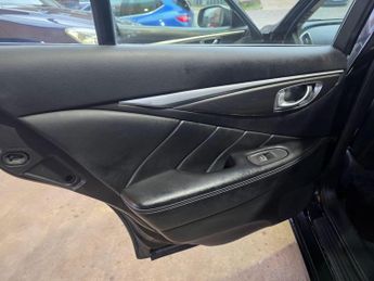 Infiniti Q50 2.2d SE Auto Euro 5 (s/s) 4dr