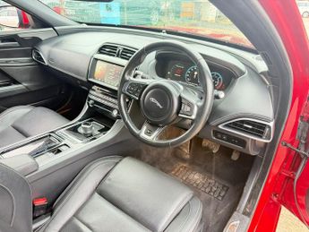 Jaguar XE 2.0d R-Sport Auto Euro 6 (s/s) 4dr