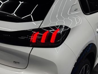 Peugeot 208 1.2 PureTech GT EAT Euro 6 (s/s) 5dr