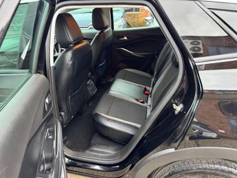 Vauxhall Grandland X 1.5 Turbo D Sport Nav Auto Euro 6 (s/s) 5dr